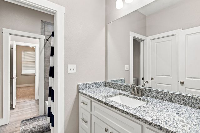 121 Friendship Way, Boyd, TX 76023