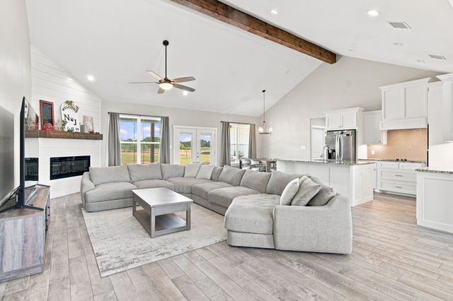 121 Friendship Way, Boyd, TX 76023
