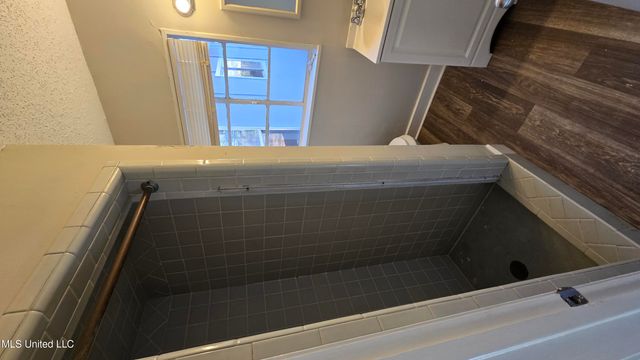 512 Woodward Avenue, Jackson, MS 39206