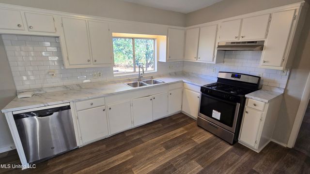 512 Woodward Avenue, Jackson, MS 39206