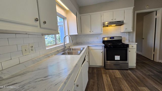 512 Woodward Avenue, Jackson, MS 39206