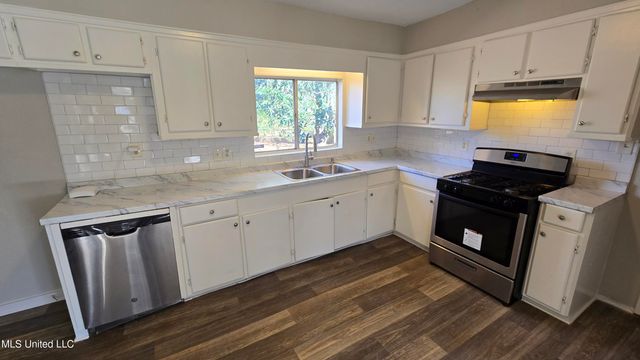 512 Woodward Avenue, Jackson, MS 39206