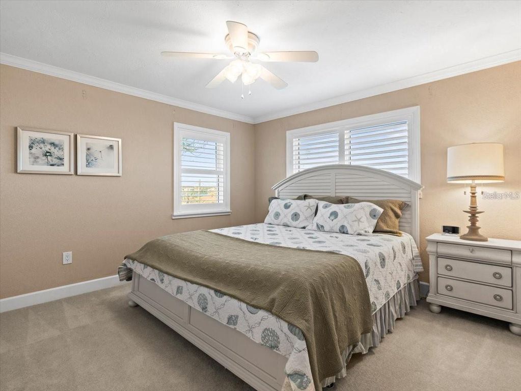 Image 28 of property listing at 8030 MANASOTA KEY ROAD, Englewood, FL 34223