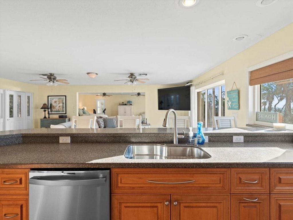 Image 49 of property listing at 8030 MANASOTA KEY ROAD, Englewood, FL 34223