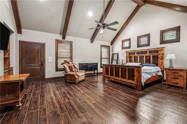 7244 Fm 2549, Hearne, TX 77859