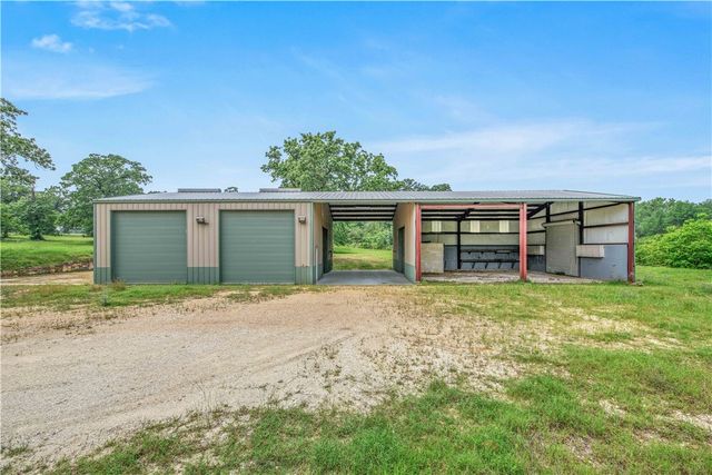 7244 Fm 2549, Hearne, TX 77859