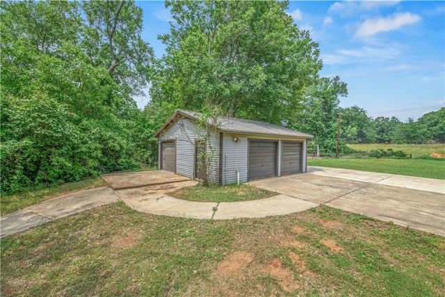 7244 Fm 2549, Hearne, TX 77859