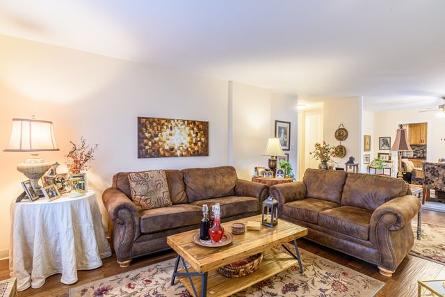 80 Cartright Street 5D, Bridgeport, CT 06604