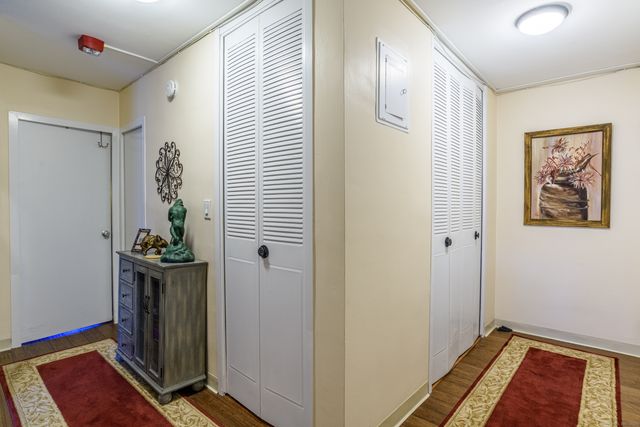 80 Cartright Street 5D, Bridgeport, CT 06604