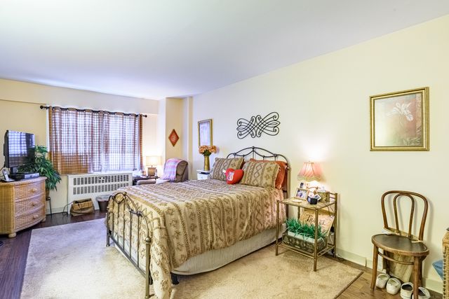 80 Cartright Street 5D, Bridgeport, CT 06604