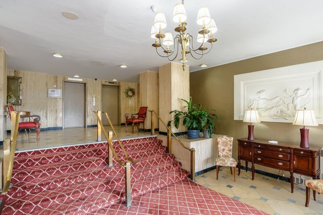 80 Cartright Street 5D, Bridgeport, CT 06604