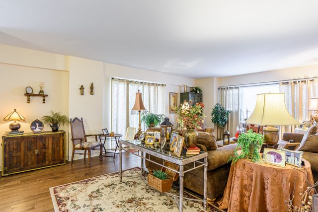 80 Cartright Street 5D, Bridgeport, CT 06604