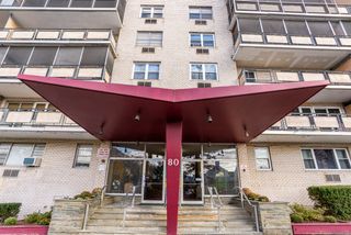 80 Cartright Street 5D, Bridgeport, CT 06604