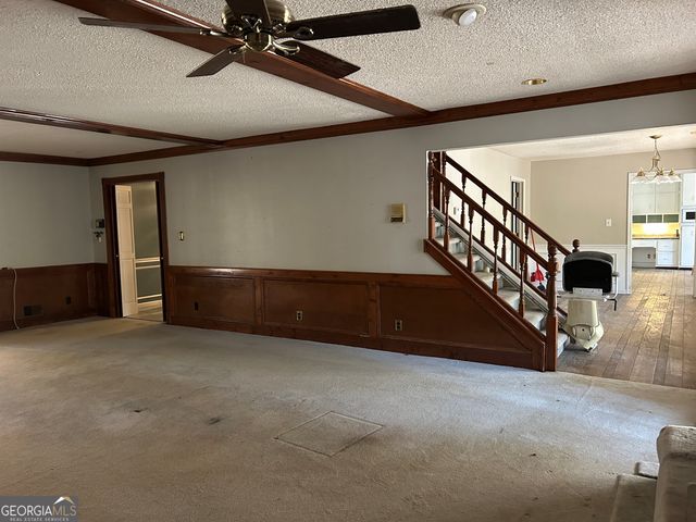 135 Melody Lane, Fayetteville, GA 30215