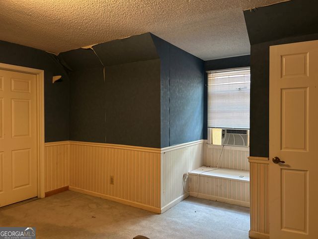 135 Melody Lane, Fayetteville, GA 30215