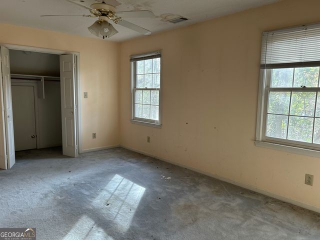 135 Melody Lane, Fayetteville, GA 30215