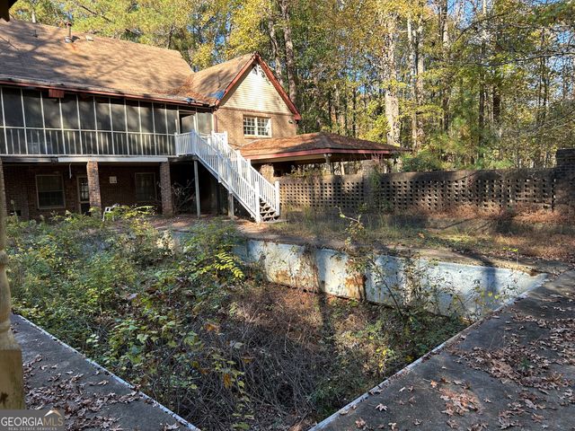 135 Melody Lane, Fayetteville, GA 30215