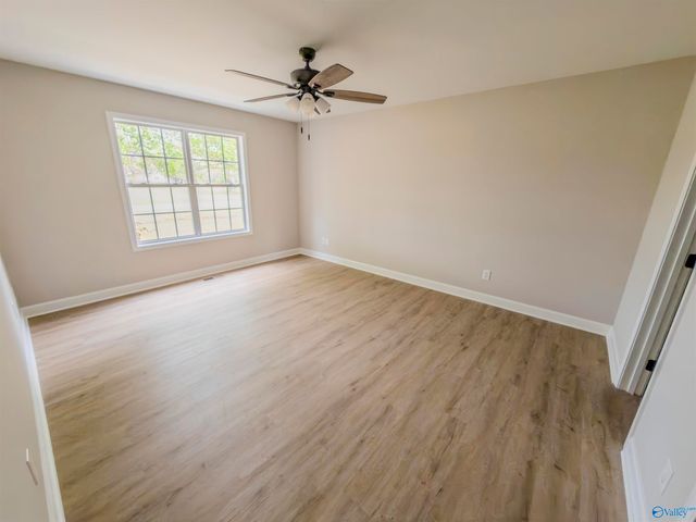 25 County Road 392, Trinity, AL 35673