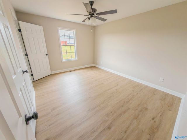 25 County Road 392, Trinity, AL 35673