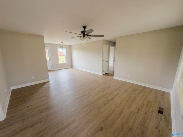 25 County Road 392, Trinity, AL 35673