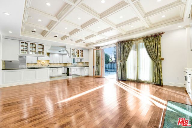 219 S Willaman Drive, Beverly Hills, CA 90211