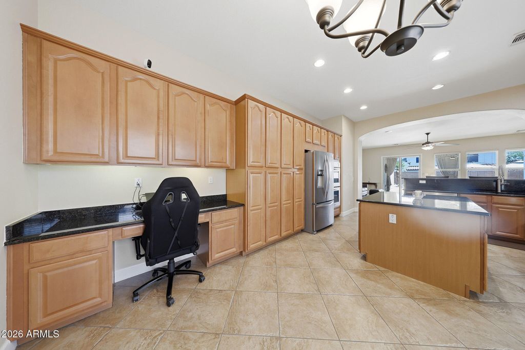 17375 W GRANT Street, Goodyear, AZ 85338 — photo 4