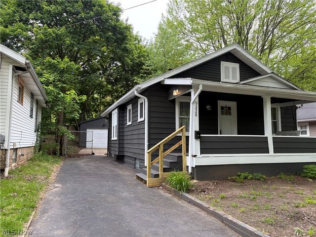 1228 Arnold Avenue, Akron, OH 44305