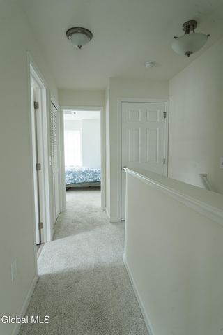 420 Summit Avenue, Schenectady, NY 12307