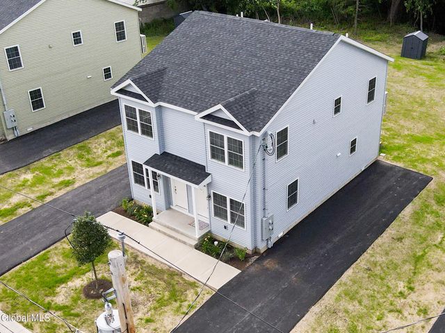 420 Summit Avenue, Schenectady, NY 12307