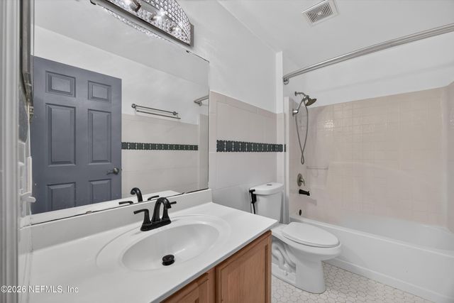 3428 GLENN HOLLOW Court, Jacksonville, FL 32226