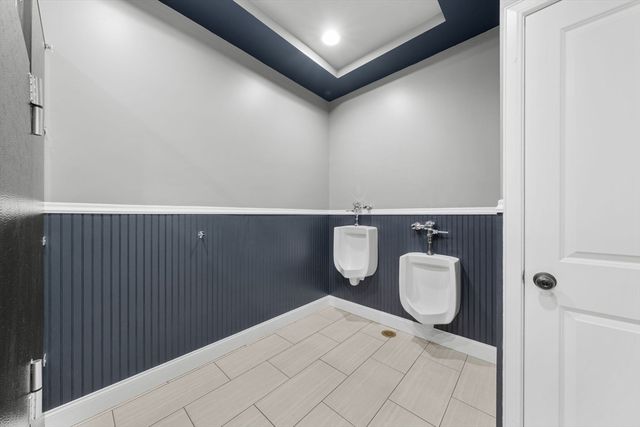 289 Acushnet Ave, New Bedford, MA 02740