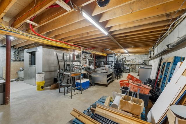 289 Acushnet Ave, New Bedford, MA 02740