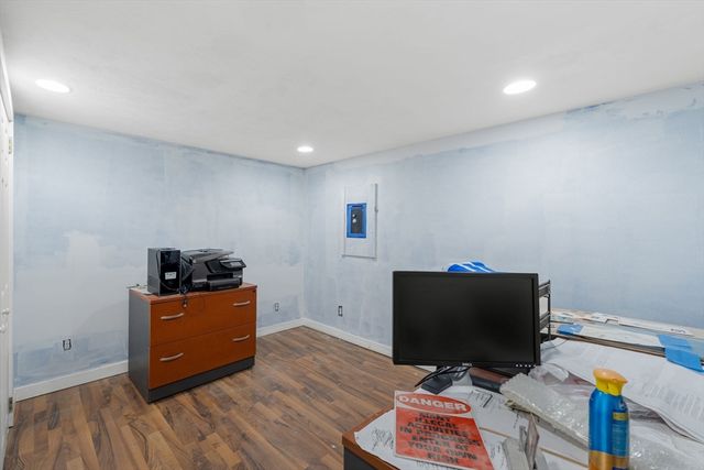 289 Acushnet Ave, New Bedford, MA 02740