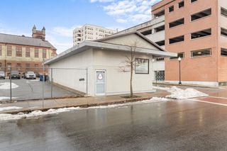 289 Acushnet Ave, New Bedford, MA 02740