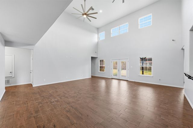 1205 Avenue B, Lacy Lakeview, TX 76705