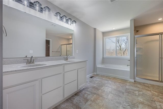 1512 Indigo Drive, Fairborn, OH 45324