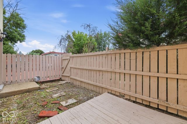 2813 Del Prado Drive, Indianapolis, IN 46227