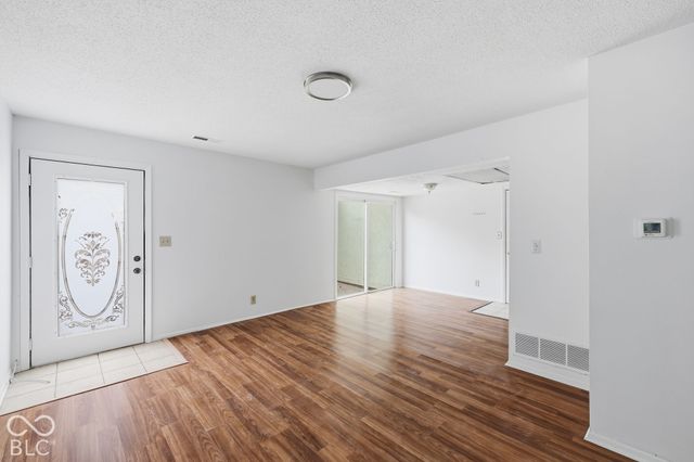 2813 Del Prado Drive, Indianapolis, IN 46227
