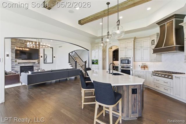 1106 Sheffield Park Lane, Oakland, MI 48363