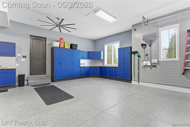 1106 Sheffield Park Lane, Oakland, MI 48363