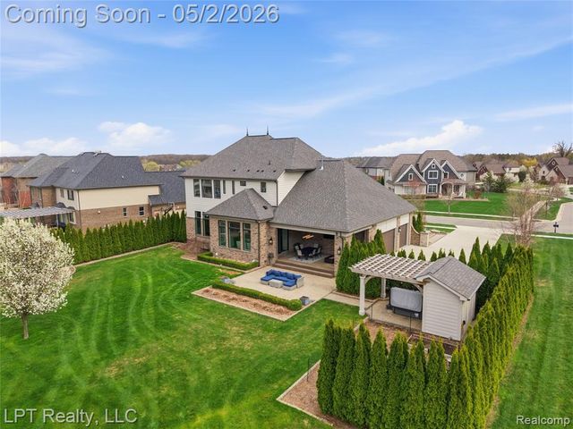 1106 Sheffield Park Lane, Oakland, MI 48363