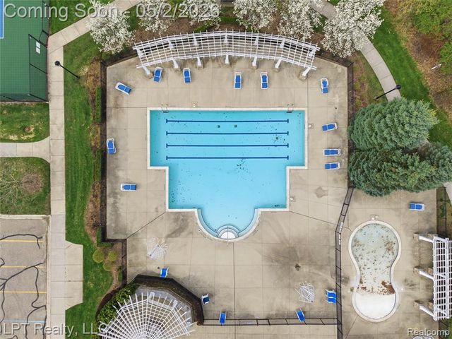 1106 Sheffield Park Lane, Oakland, MI 48363