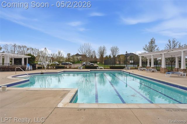 1106 Sheffield Park Lane, Oakland, MI 48363