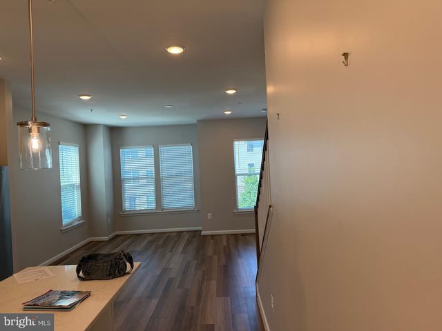 221 NARROWLEAF WAY, Laurel, MD 20724