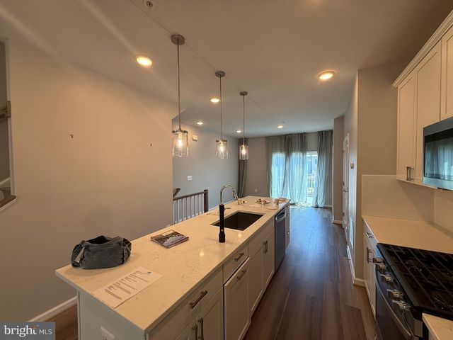 221 NARROWLEAF WAY, Laurel, MD 20724
