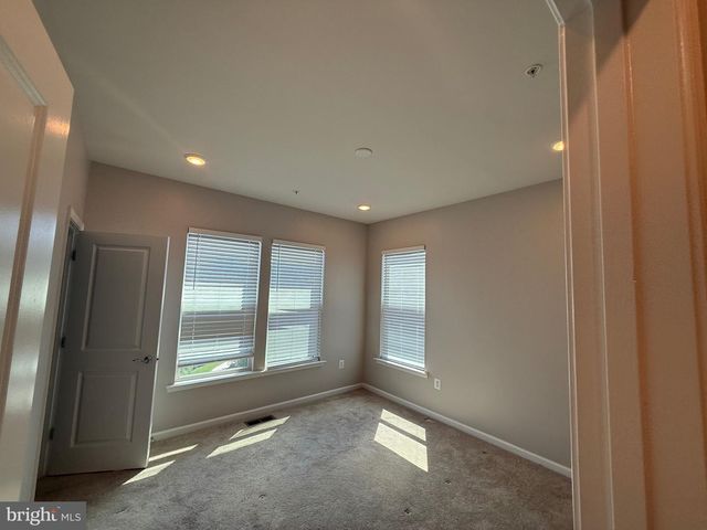 221 NARROWLEAF WAY, Laurel, MD 20724