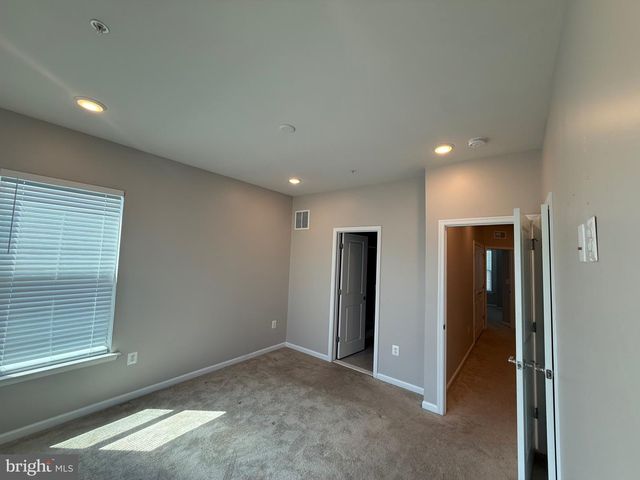 221 NARROWLEAF WAY, Laurel, MD 20724