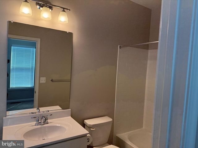 221 NARROWLEAF WAY, Laurel, MD 20724