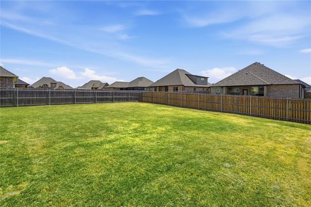 9308 SW 40th Street, Oklahoma City, OK 73179