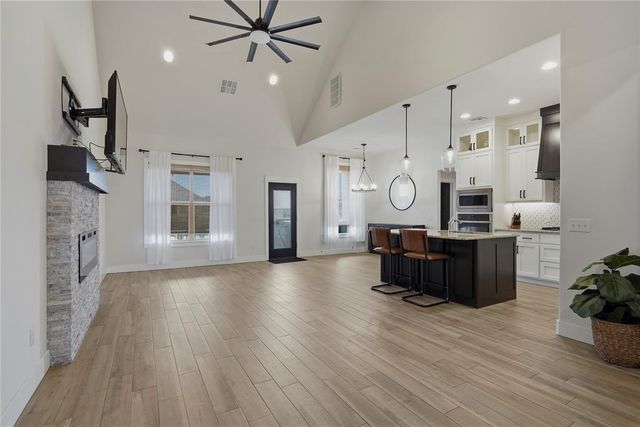 9308 SW 40th Street, Oklahoma City, OK 73179